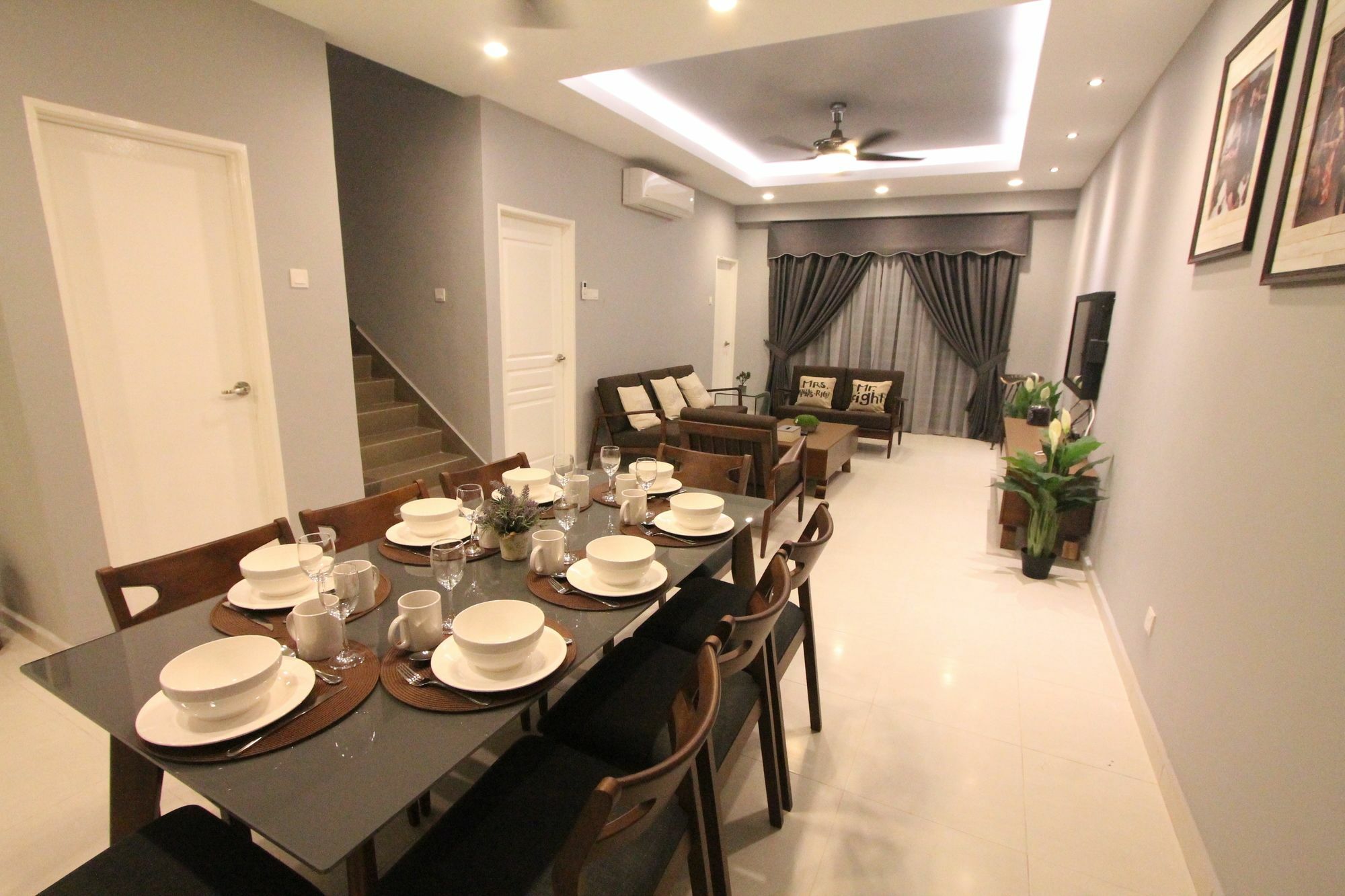 Ian's Genesis Townhouse Pangsapuri *