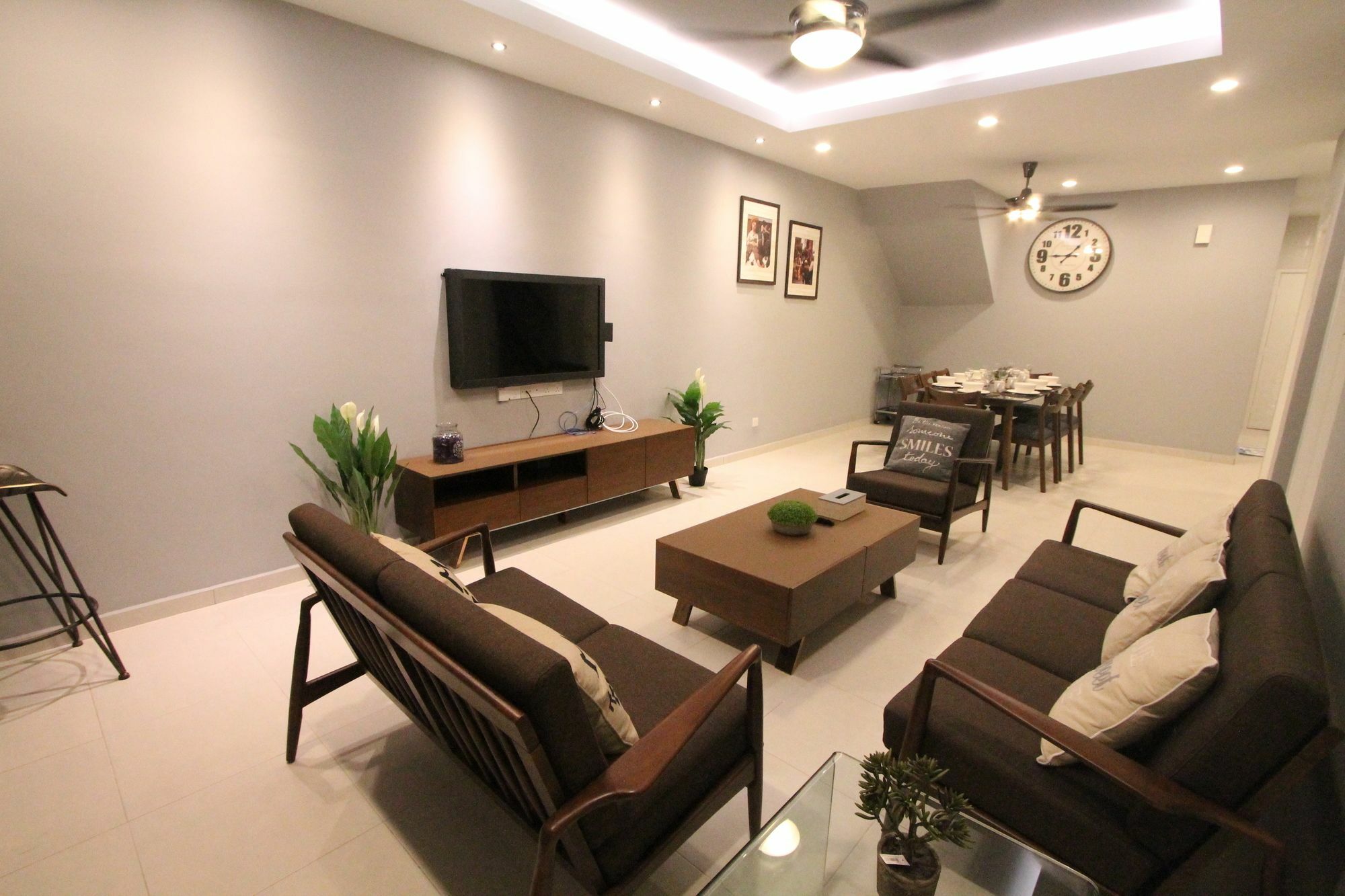Ian's Genesis Townhouse Pangsapuri